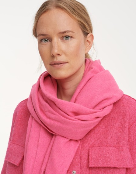 OPUS Anell scarf dragonfruit